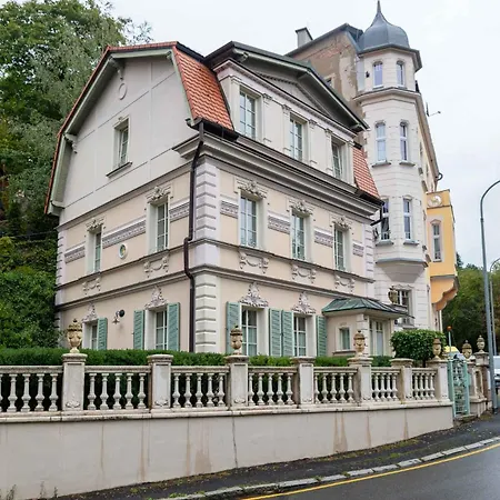 Villa Rezidence Palmbaum - Luxury And Relax